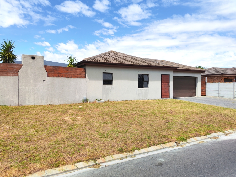 3 Bedroom Property for Sale in Viking Village Western Cape